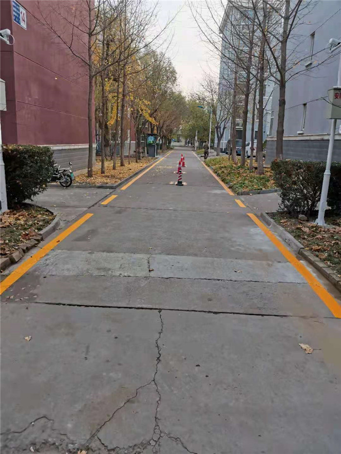 北京道路畫(huà)線(xiàn)